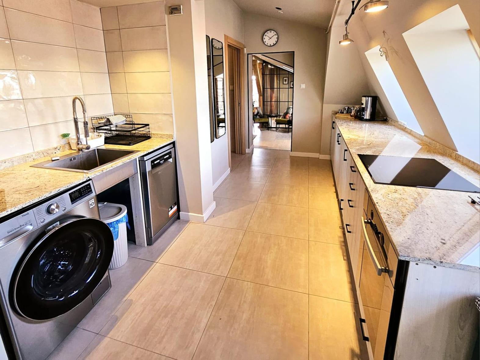 Golden Rooftop Apartment-Oldtown วรอตซวาฟ ภายนอก รูปภาพ